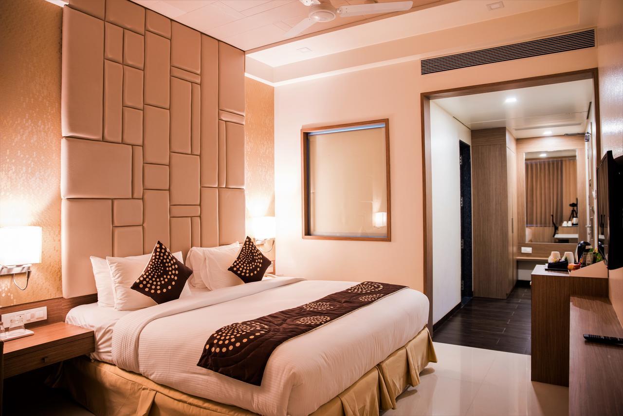 Hotel Grand Rio Nashik Exterior foto