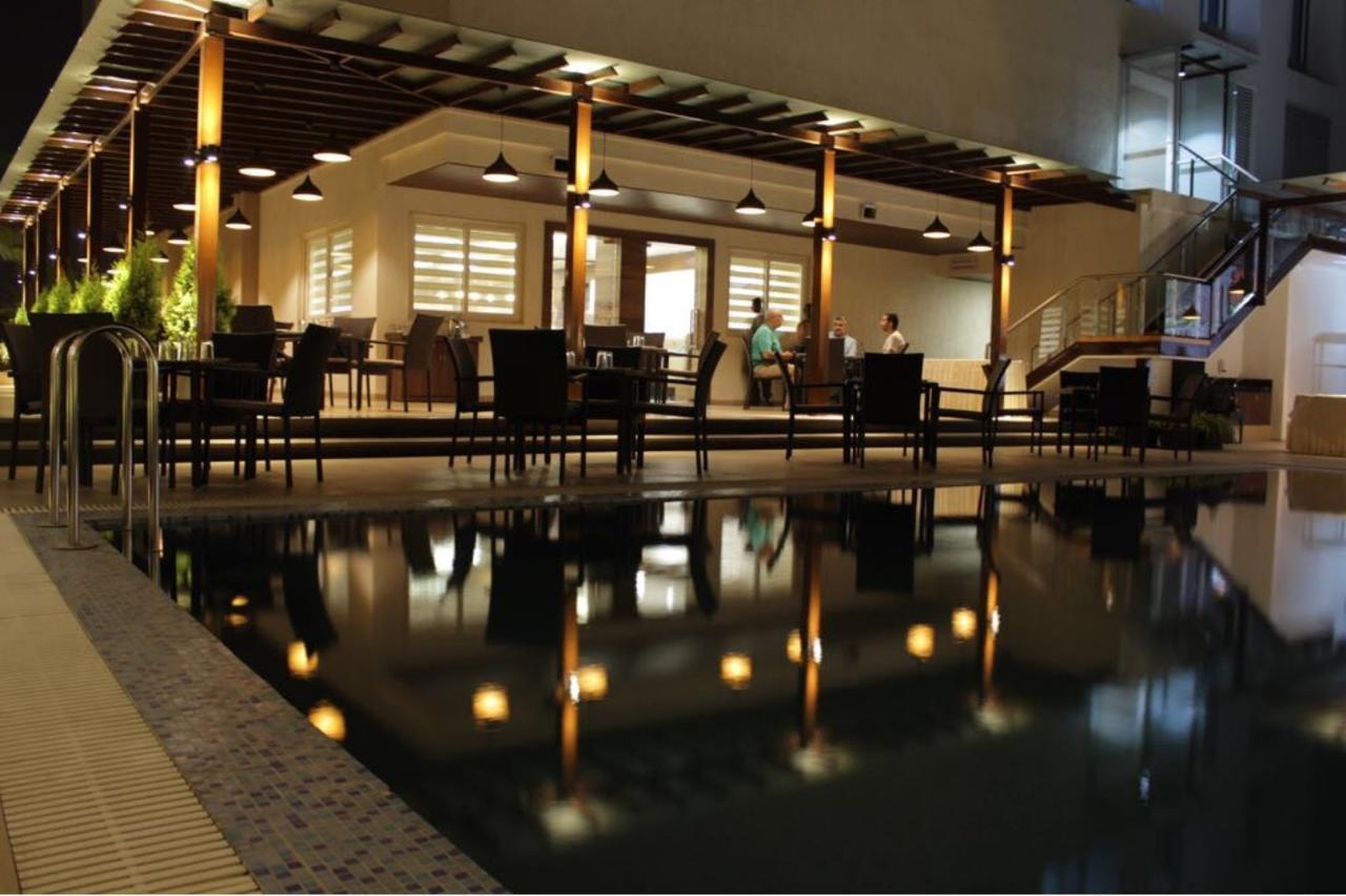 Hotel Grand Rio Nashik Exterior foto